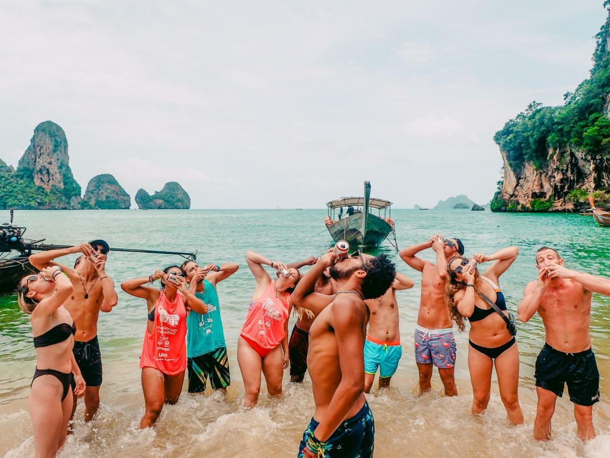 Slumber Party Hostel Krabi Beach Ao Nang Exterior foto