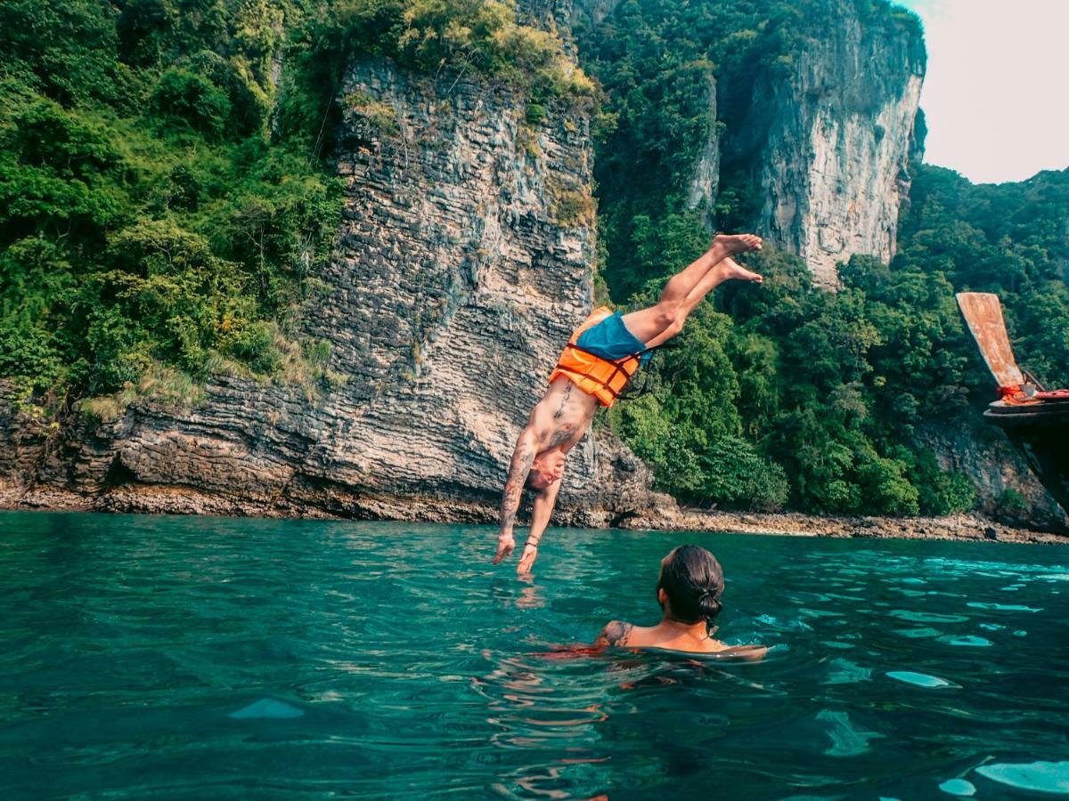 Slumber Party Hostel Krabi Beach Ao Nang Exterior foto